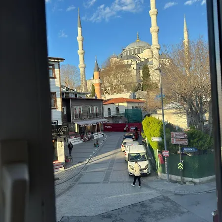 아파트 Blue With Views