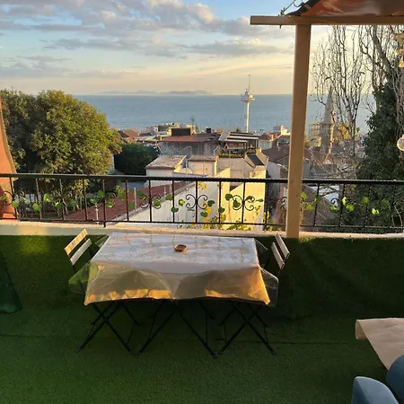 Blue With Views İstanbul