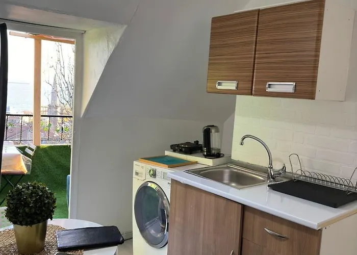 アパート Blue With Views