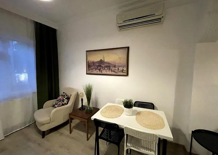 Blue With Views アパート