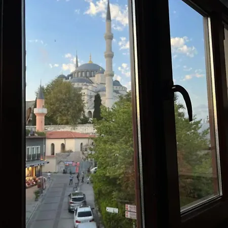 Blue With Views Apartment Istanbul
